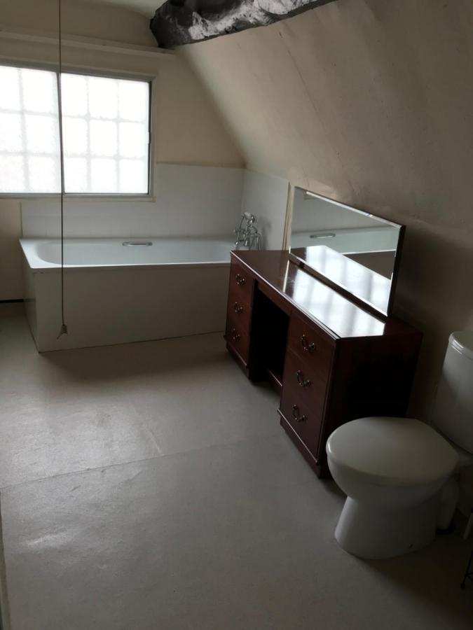 Bed and Breakfast The White Bear Devizes Exteriér fotografie